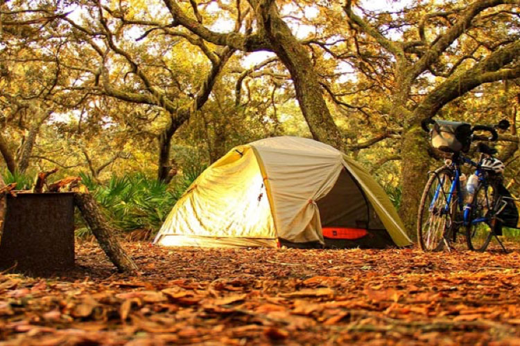 camping in iran